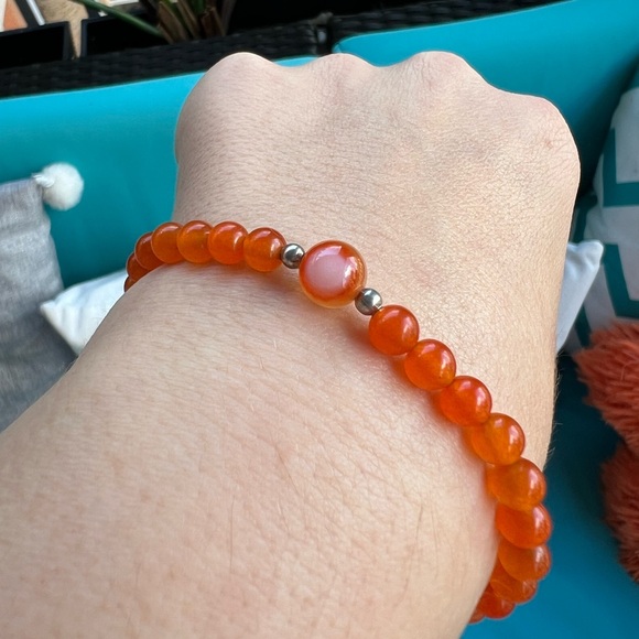 Natural Carnelian Stone, Stretch Bracelet - Picture 6 of 8